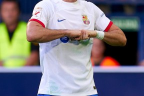 雷速- 莱万多夫斯基2020进球数 